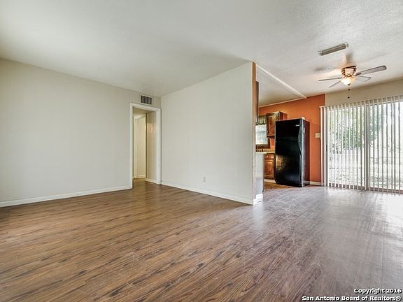 2nd image of 260 Charcliff Dr