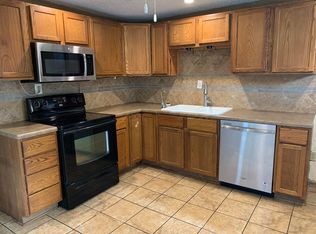 1102 S High St, Aberdeen, SD 57401