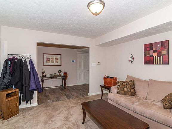 5th image of 11705 Sinclair Dr