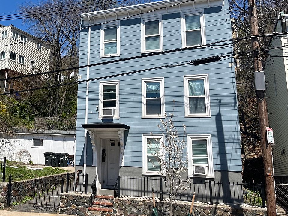 1st image of 126 Leyden St