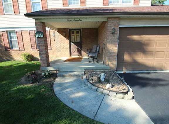 3rd image of 1261 Hanson St