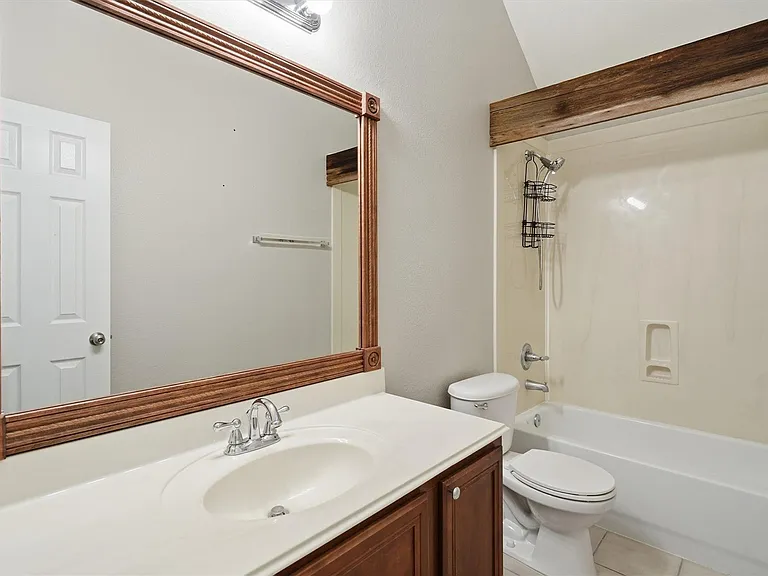 2506 Barton Springs St — Photo 20