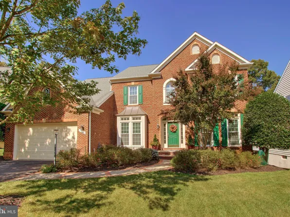 47277 Ox Bow Cir, Sterling, VA 20165