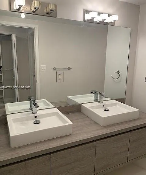 400 Sunny Isles Blvd #1606 — Photo 8