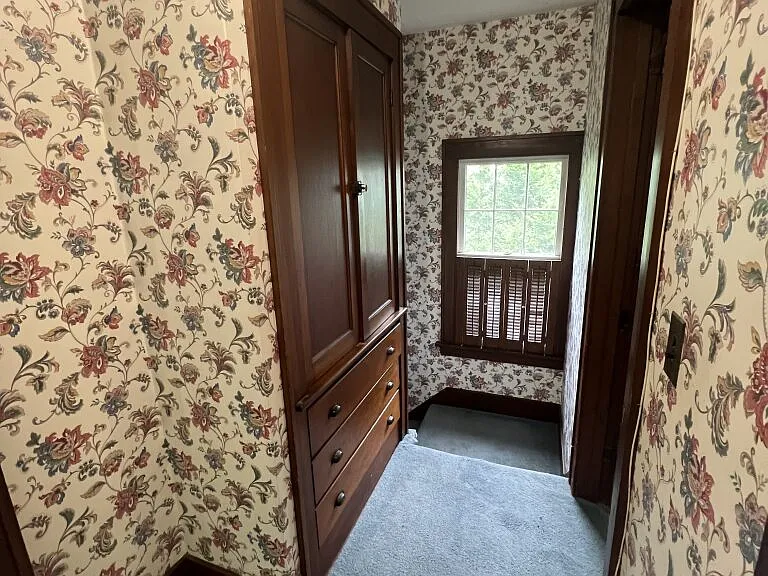 115 Heights Ct — Photo 16