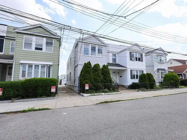 104-16 Rosita Rd #1, Ozone Park, NY 11417