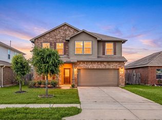 4819 Seaside Sparrow Ln, Baytown, TX 77521
