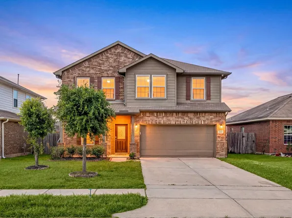 4819 Seaside Sparrow Ln, Baytown, TX 77521