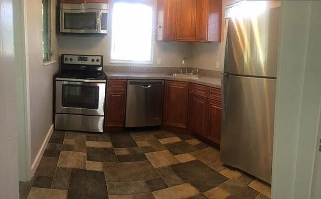 1 bed, 750 sqft, $800 — Photo 2