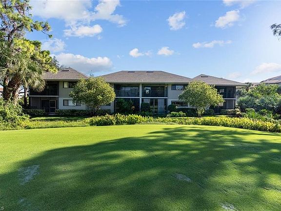 3rd image of 746 Eagle Creek Dr #202