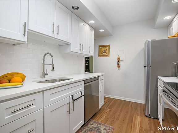 4th image of 50 Aiken Street #433