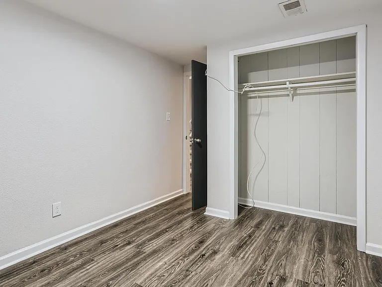 8507 W 62nd Pl — Photo 20