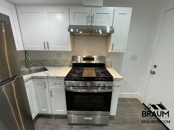 5th image of 5611 Fulcher Ave Unit 20