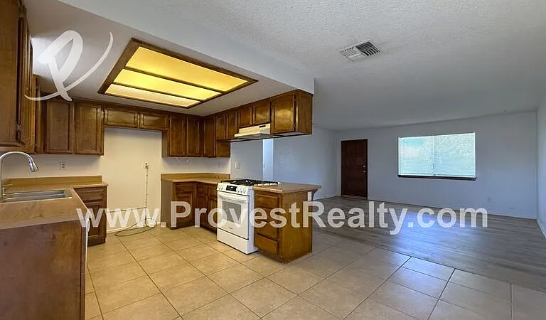 12780 Red Wing Rd #B — Photo 7