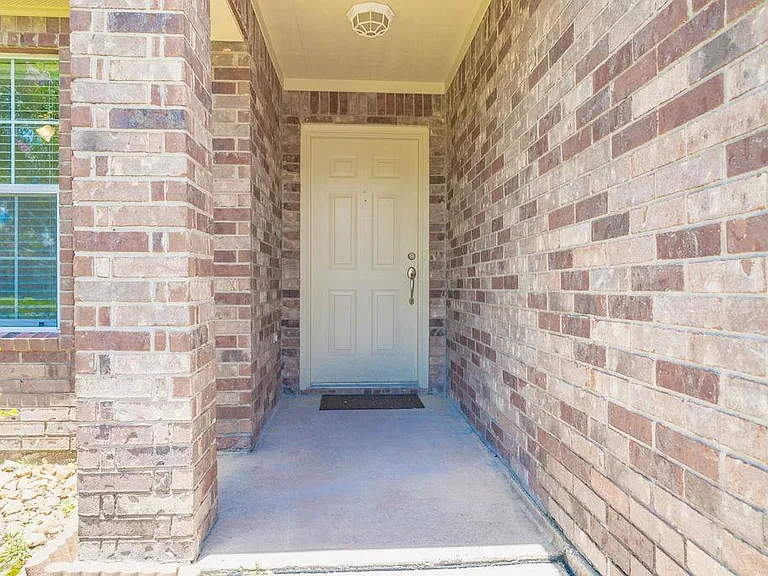 9514 Amberjack Dr — Photo 4
