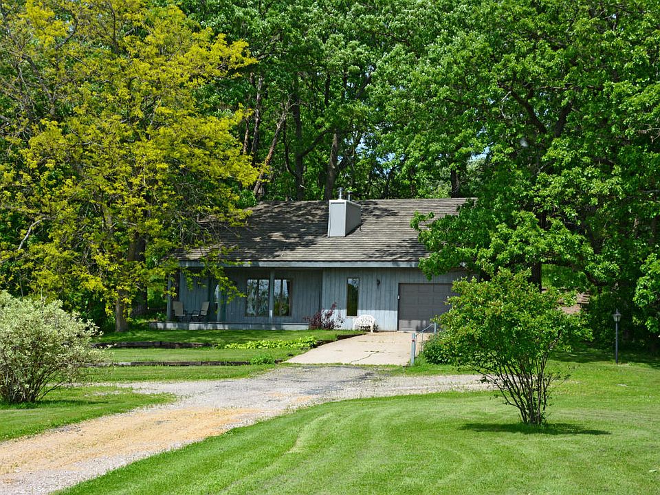 1st image of 22325 733rd Ave