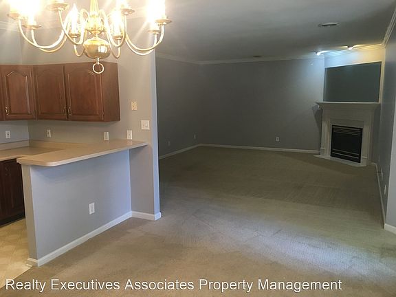 5th image of 771 Sterchi Park Way