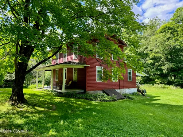 15 Cully Run Rd, Benton, PA 17814