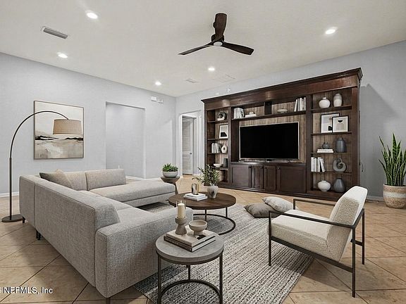 4th image of 4591 SILVERTHORN Drive