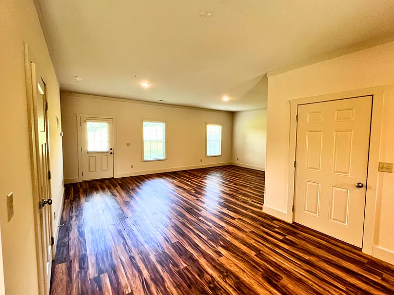 99 Copper Springs Cir #147 — Photo 4