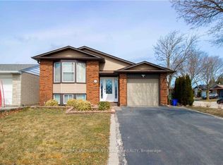 350 Brigadoon Dr, Hamilton, ON L9C 6X4