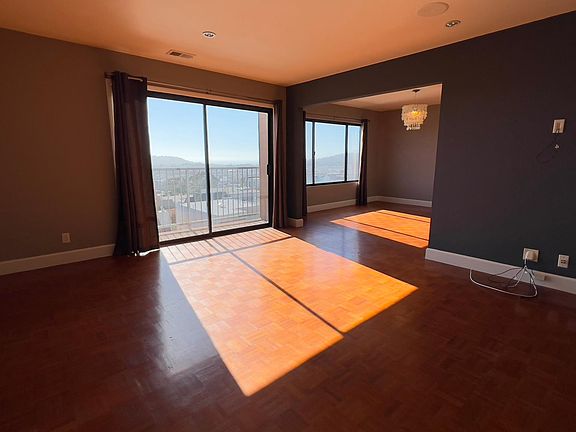 5th image of 415 Parker Ave #A