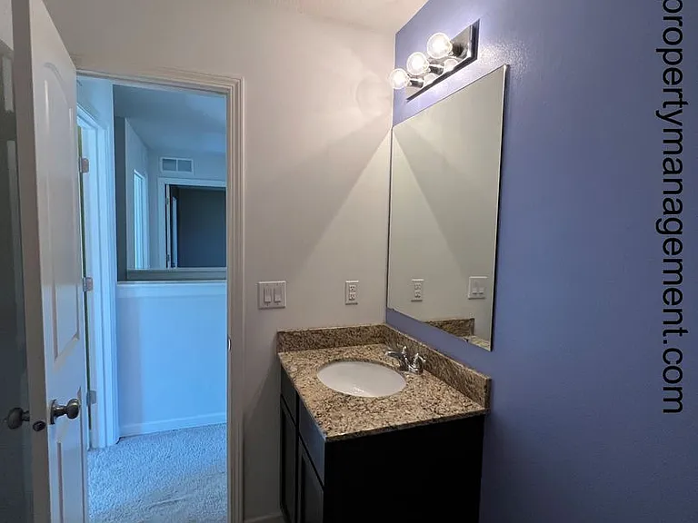 360 Hillside Dr — Photo 39