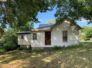 715 W 16th St, The Dalles, OR
