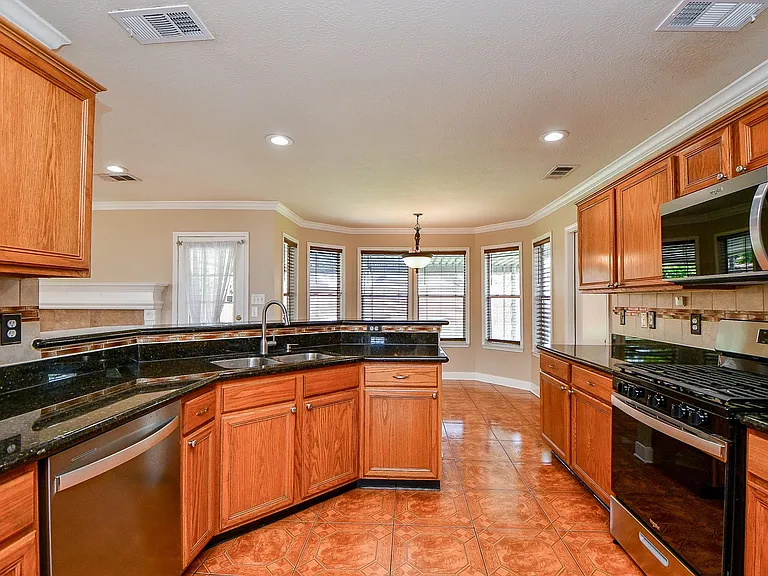 11707 Turtle Lake Dr — Photo 14
