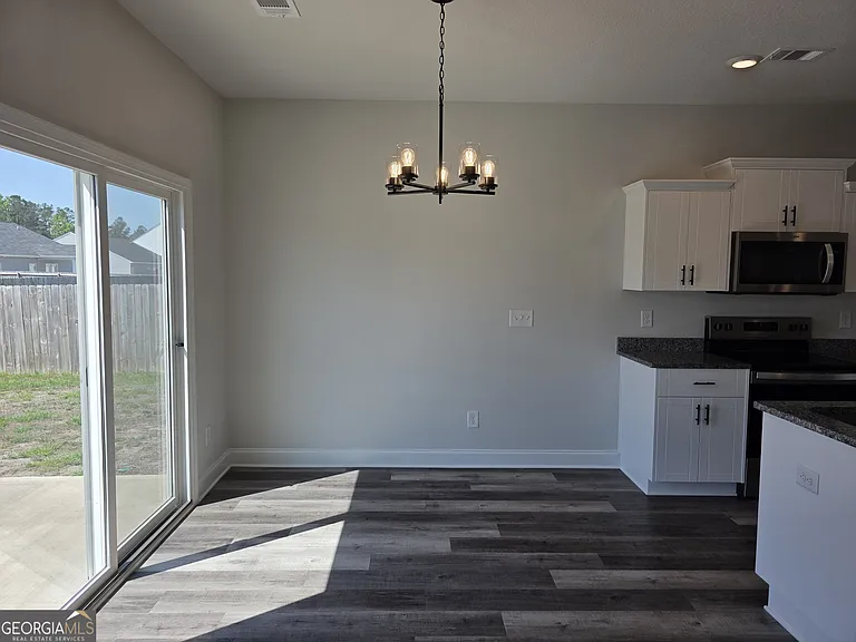 123 Susan Dr — Photo 14