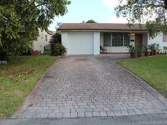 5th image of 7805 Tropicana St