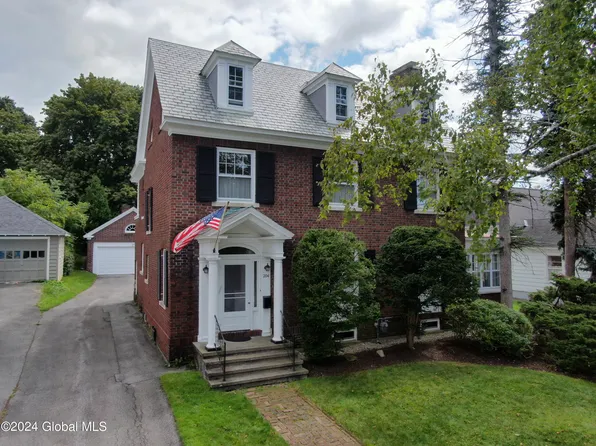 204 S William Street, Johnstown, NY 12095