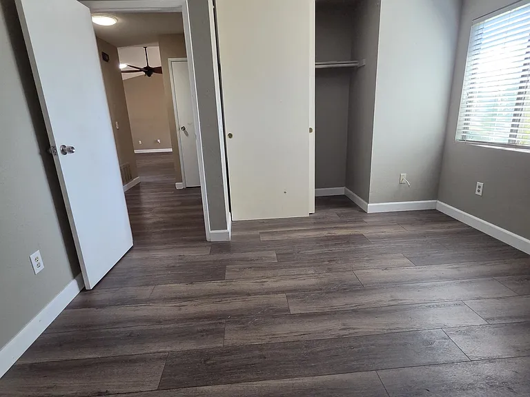 11992 Mountainview Hts — Photo 5