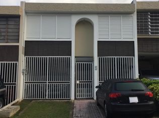 2-2 Parkville Ct, Guaynabo, PR 00969