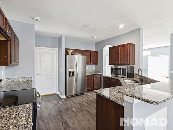4th image of 7750 Maroon Peak Dr