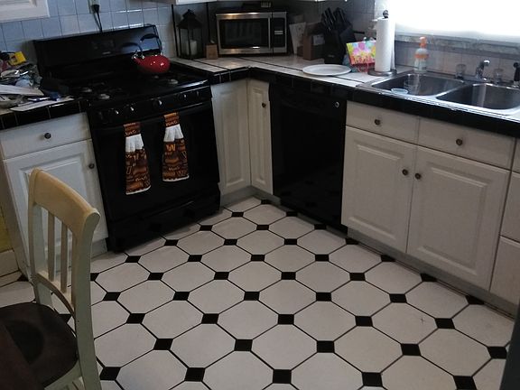 2nd image of 1733 Madison Ave