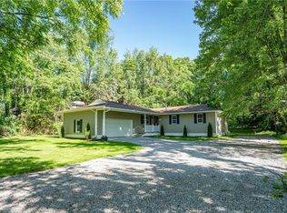 3127 Greenleaf Rd, Akron, OH 44312