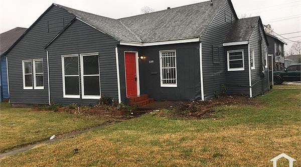 1st image of 1521 6th Ave