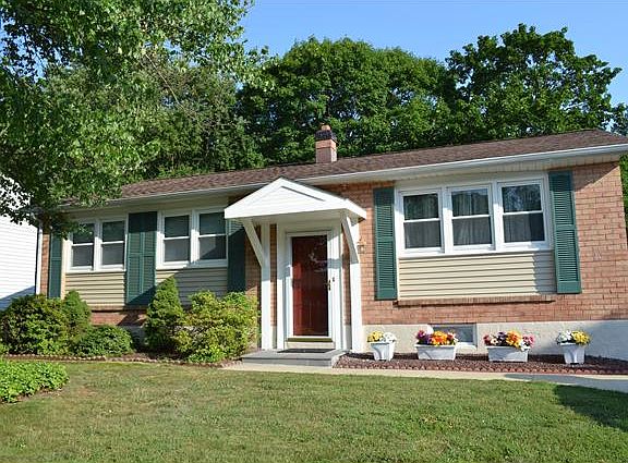 Welcome to 2604 Crossgates Dr