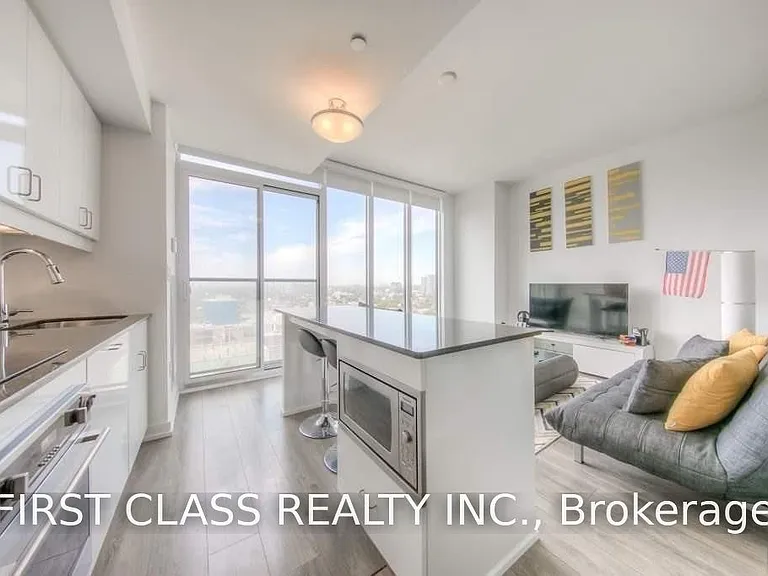 426 University Ave #1901 — Photo 12