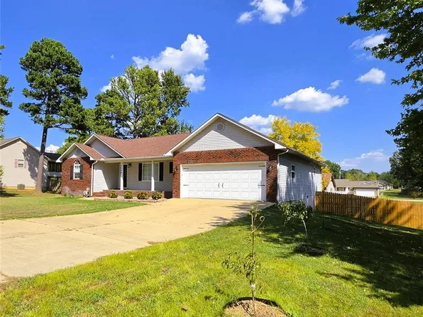 3024 Wolf Run, Poplar Bluff, MO 63901