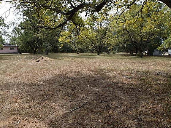 2nd image of 4889 County Road 4121