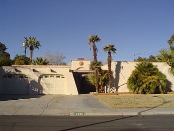 1st image of 2800 Bryant Ave