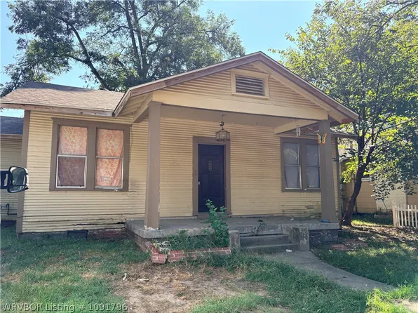 620 N 34th St, Fort Smith, AR 72903