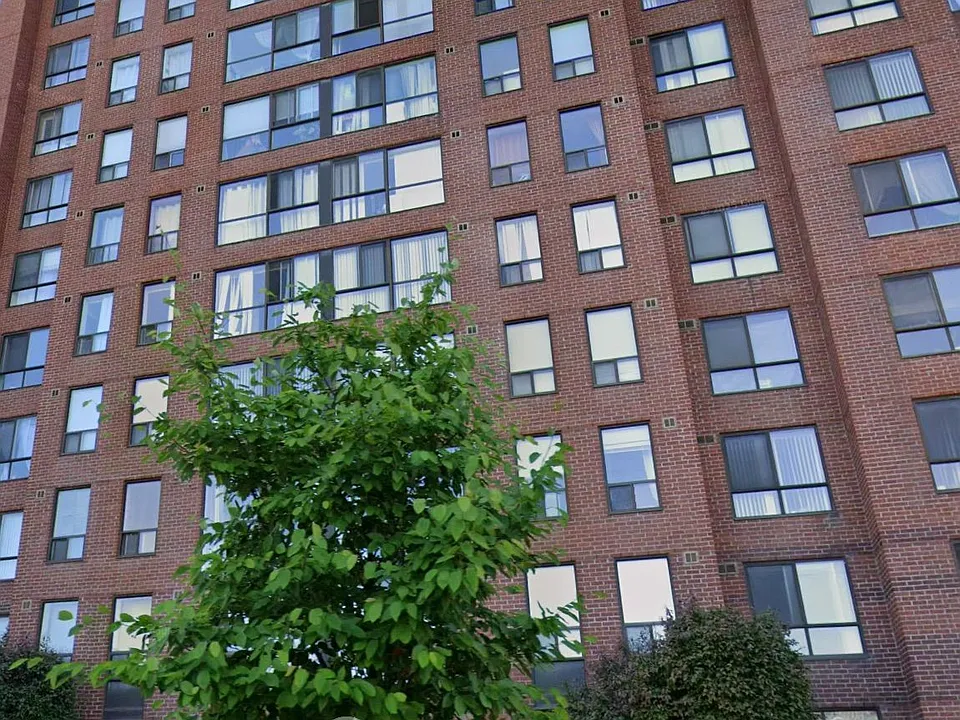 330 McCowan Rd #1013