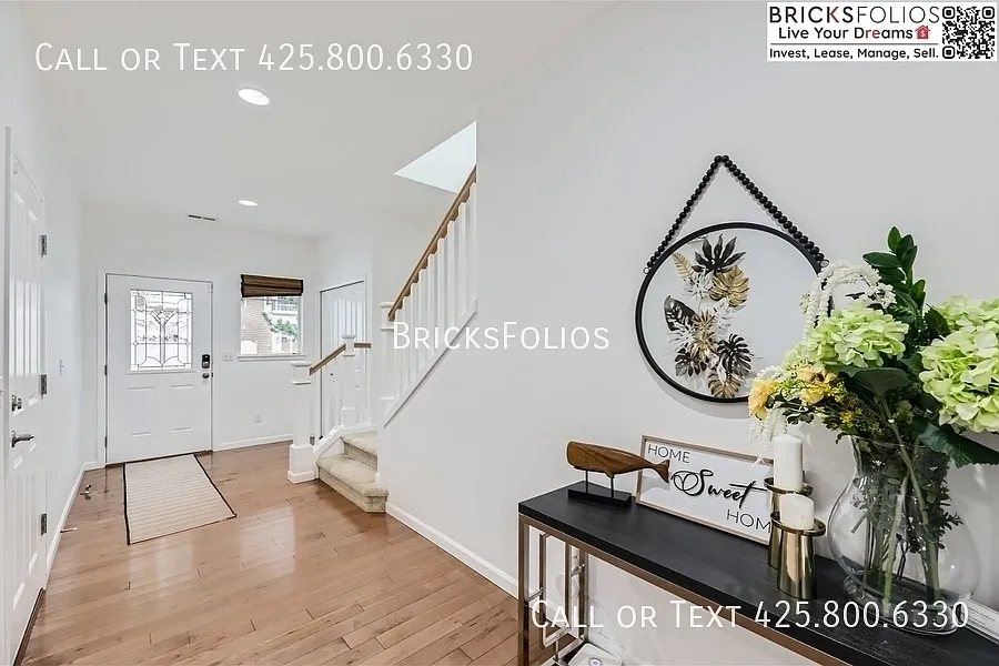 Stunning Bothell Rental Home — Photo 4