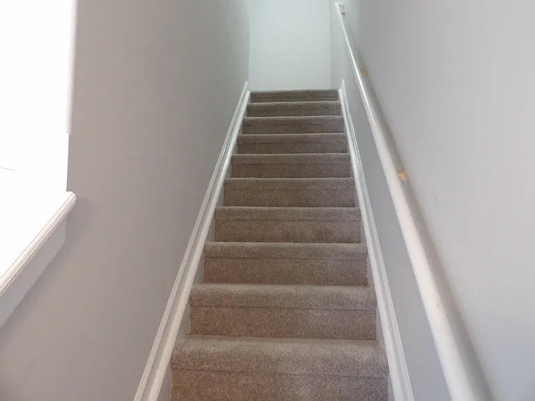 108 Charleston Ct — Photo 49