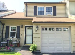 25 Pebble Ct #25, Newington, CT 06111
