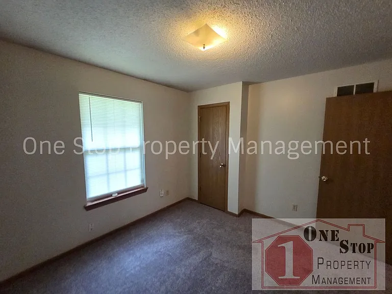5027 N Topping Ave — Photo 10