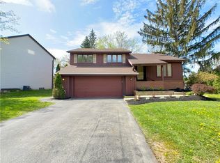 64 Little Robin Rd, Buffalo, NY 14228